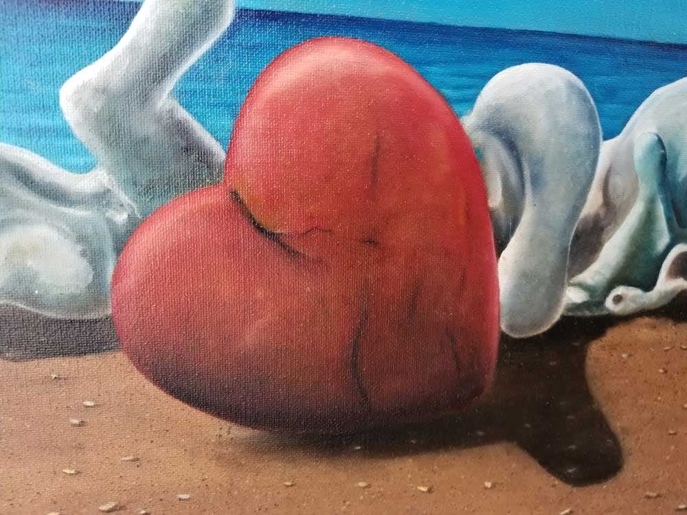 Heart-on-the-beach-artworks-by-Monica-Colorado